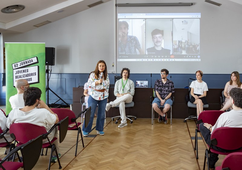 La consejera de Inclusión Social, Begoña Gómez del Río en la jornada de 'Jóvenes Realizadores de Cantabria' celebrada en la Filmoteca 'Mario Camus'. F