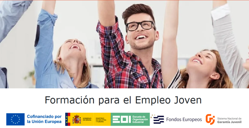 Varios j&oacute;venes en l&iacute;nea levantando los brazos 