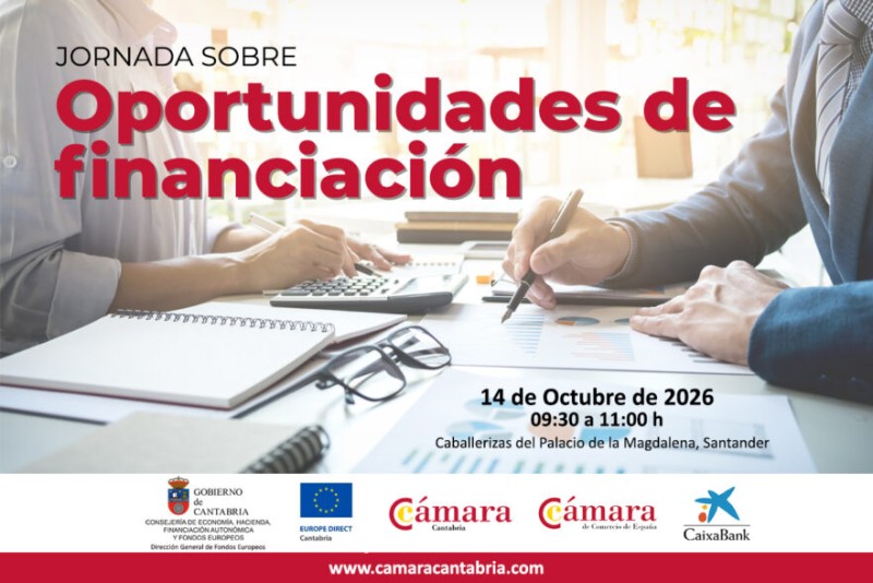 Aparecen los brazos de dos personas, reunidos con papeles en una mesa, con boli trabajando documentos