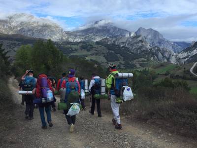 Marchando por los Picos de Europa