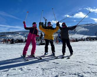 Esquiando en Alto Campoo - Findes de Nieve