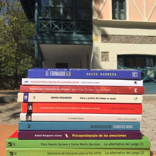 Imagen de los lomos de 10 libros recomendados por el Dia Internacional del Libro