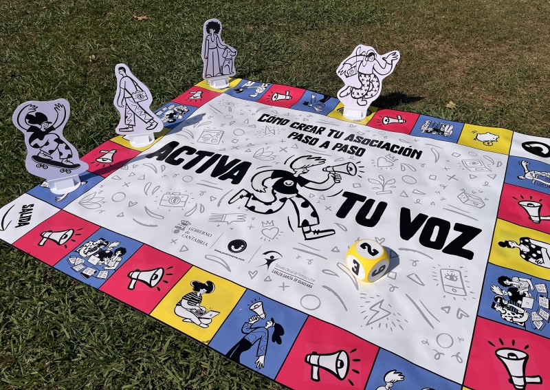 Tablero del juego de mesa con fichas
